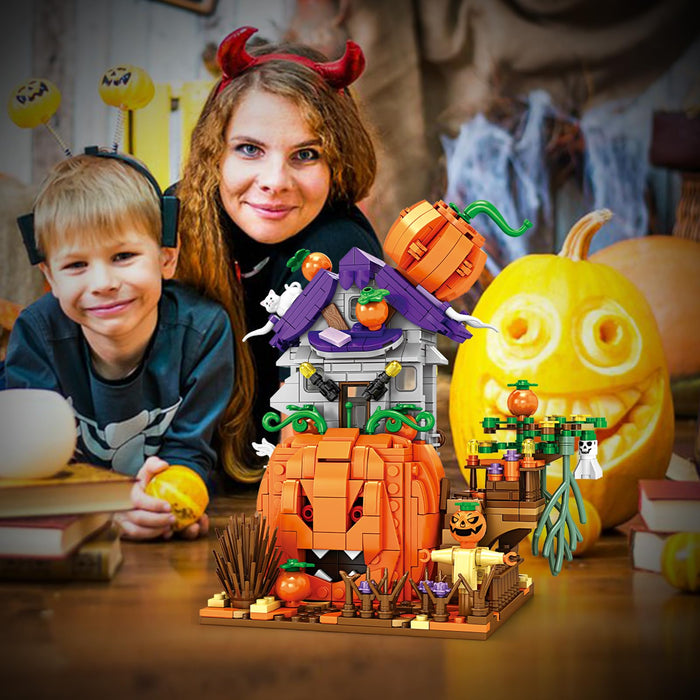 ZYLEGEN Halloween Pumpkin House Building Blocks Kit,Pumpkin Building Kit for Kids, Halloween Party Favor Goodie Bags Stuffers Birthday Gifts for Kids Boys and Girls(722Pcs)